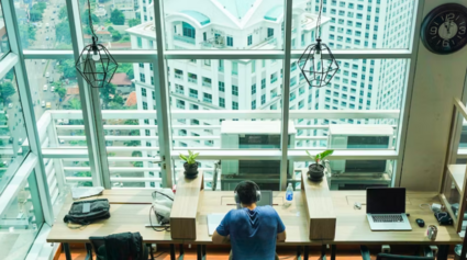 Furnishing your professional space: how to choose the right office furniture