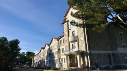 Aix-en-Provence: premier 5,000 m2 mixed-use commercial property at Technopôle de l'Arbois