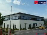 Offices to let in Rousset, 341 m2