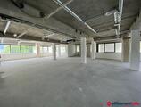 Offices to let in MEYLAN - Prox GRENOBLE - Local à aménager