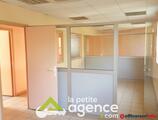 Offices to let in Locaux professionnel