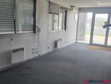 Offices to let in BUREAUX / LOCAUX - 210 M²