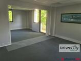 Offices to let in PLATEAU BUREAUX de 204 m2 -CHARTRES de BRETAGNE 35131-PERIPHERIE  SUD de RENNES