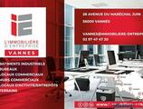 Offices to let in BUREAUX à louer