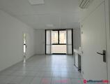 Offices to let in BUREAUX/LOCAL PRO - 3 PIÈCES (66 m2)