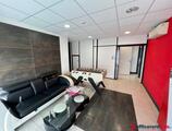 Offices to let in immeuble de bureaux de 330 m2 sur 900 m2 de terrain avec nom