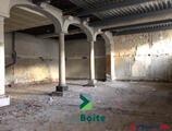 Offices to let in LOIRE NORD, show room de 180 m²