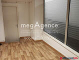 Offices to let in Bureau centre ville de Vannes