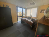 Offices to let in Immeuble de bureaux sur WILLEMS de 400m2