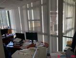 Offices to let in Bureaux - 138m ²