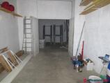 Offices to let in Location - Bureaux de 709 m2 divisibles en 3 lots