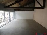 Offices to let in Location - Bureaux de 709 m2 divisibles en 3 lots