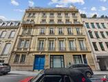 Offices to let in A VENDRE PARIS 75008  - LOCAL COMMERCIAL- BUREAUX-