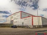 Offices to let in Local industriel de 5 000 m²