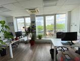 Offices to let in Centre ville. Terrasse privative sur jardin