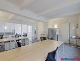 Offices to let in Bureaux Paris 90 m2