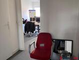 Offices to let in Location à Issy-Les-Moulineaux: BUREAUX-63 m2