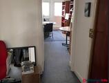 Offices to let in Location à Issy-Les-Moulineaux: BUREAUX-63 m2