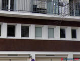 Offices to let in Location à Issy-Les-Moulineaux: BUREAUX-63 m2