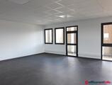 Offices to let in Bureau de 139 m² à Sainte Marie