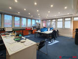 Offices to let in Bureau 109 m² + Parking