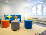 Offices to let in Baya Pyramides