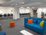 Offices to let in Baya Pyramides