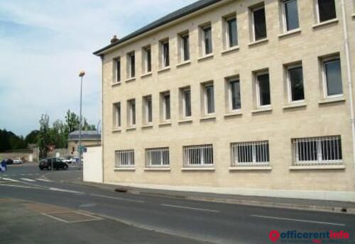 Offices to let in Saint Gabriel - 700m²