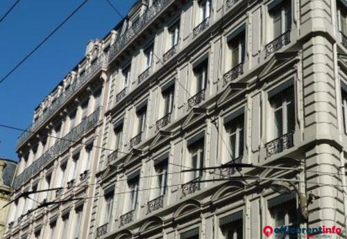 Offices to let in Rue de l'arbre sec