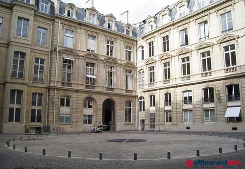 Offices to let in Paris 01