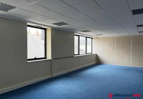 Offices to let in Location Bureaux 115 m², Tours