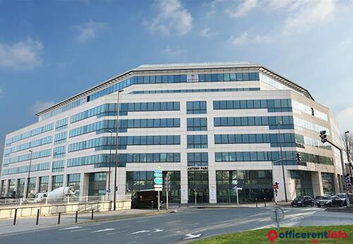 Offices to let in Antony 1601 m2