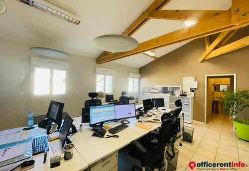 Offices to let in BUREAUX HYPER CENTRE
