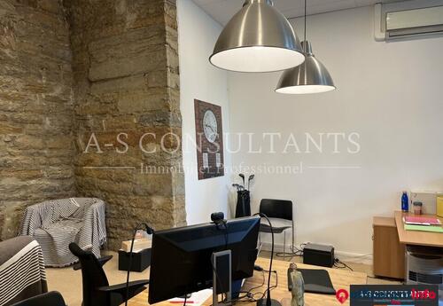 Offices to let in BUREAUX A VENDRE