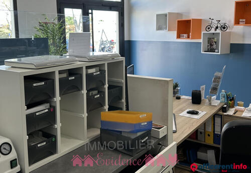 Offices to let in Baillargues Local commercial 80 m2 -cession de droit au bail
