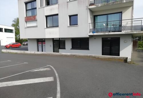 Offices to let in BUREAUX à vendre