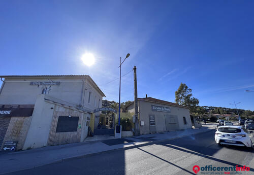 Offices to let in BUREAUX 210 m2 HYERES
