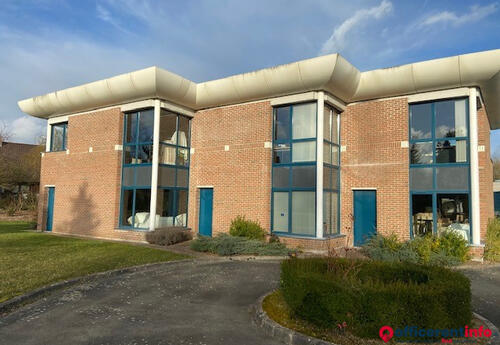 Offices to let in Immeuble de bureaux sur WILLEMS de 400m2