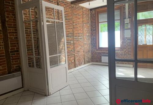 Offices to let in LOCAL / BUREAU A LOUER CENTRE DE VALENCIENNES !!!