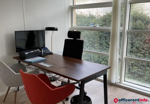 Offices to let in BUREAUX MARSEILLE 11