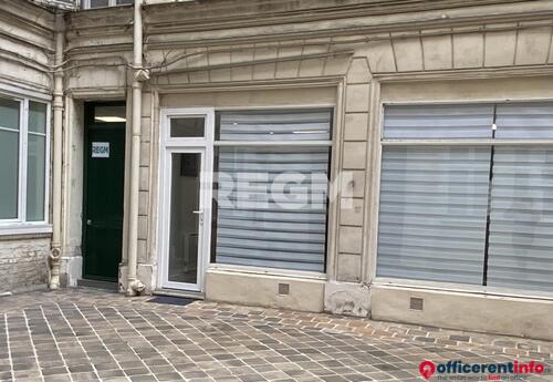 Offices to let in Bureaux à louer 65 m2