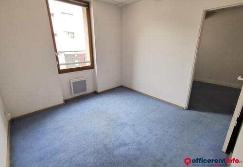 Offices to let in AVIGNON EM - SAINT RUF - Bureaux 42M²