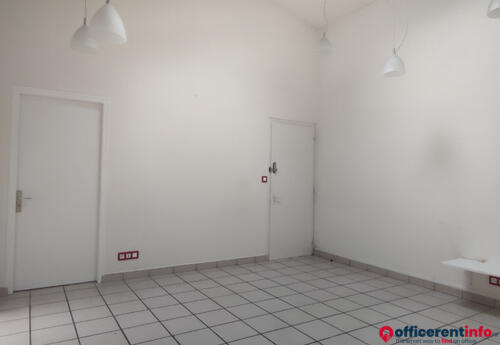 Offices to let in Local Professionnel à Civray