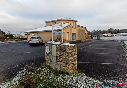 Offices to let in VENTE LOCAUX CABINET / ÉTUDE / BUREAUX : 165m² - PROCHE LIMOGES