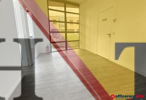 Offices to let in LOCAL 90 M2 À LOUER CRÉTEIL