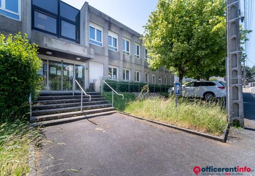 Offices to let in Bureaux - 1 031 m² - Saint-Calais (72)