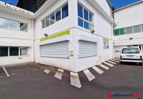 Offices to let in BUREAUX DE 110 M2 MOULIN JOLI LA POSSESSION