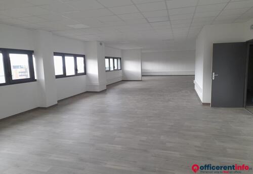 Offices to let in Plateau de bureaux 171 m² neuf