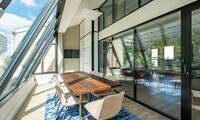 Open plan office - 16 workstations
