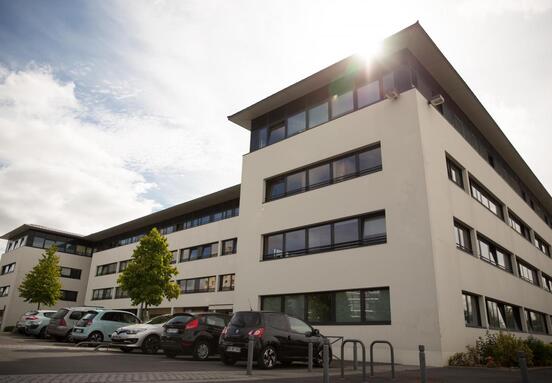 Bureaux à louer de 194 m² avec balcon à Caen